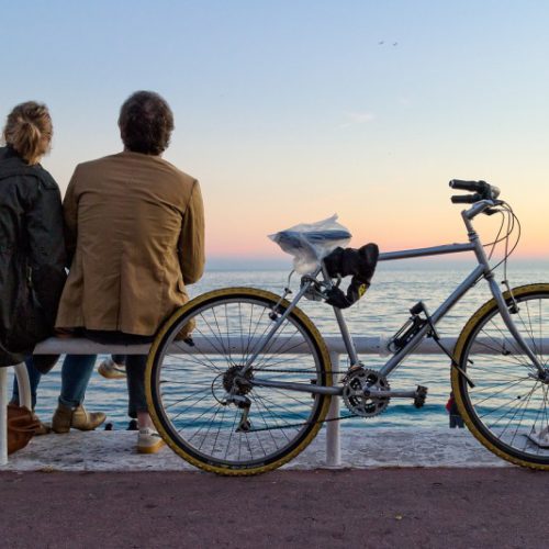 Koszulki rowerowe damskie – idealne rozwiązanie dla każdej pasjonatki jazdy na rowerze